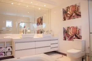 szafka łazienkowa z umywalką